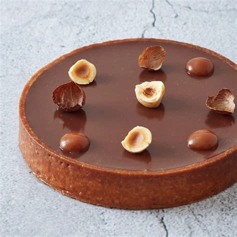 chocolate-hazelnut-pie-recipe-chefs-pencil image