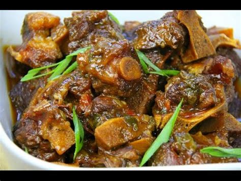 warning-the-best-stewed-oxtails image