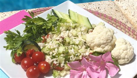 feel-cool-this-summer-raw-cauliflower-tabbouleh image