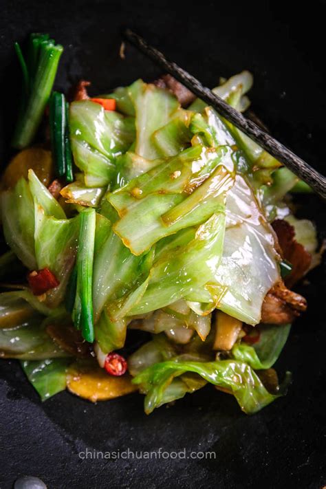 pork-and-cabbage-stir-fry-china-sichuan image