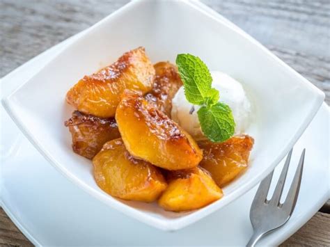 stewed-peaches-recipe-cdkitchencom image