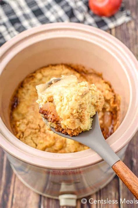 crock-pot-apple-cobbler-recipe-3-ingredient-the image
