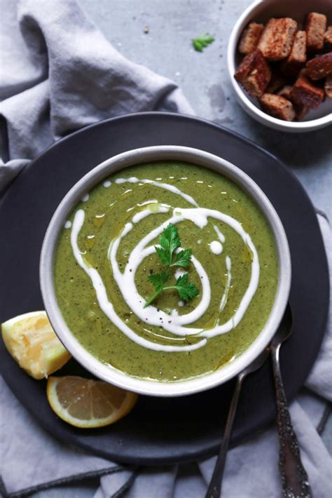 creamed-broccoli-spinach-soup-wife-mama-foodie image