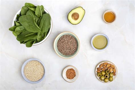 lentil-quinoa-salad-plant-protein-power-couple-hurry image