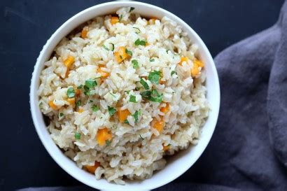garlicky-carrot-brown-rice-tasty-kitchen image