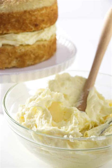 easy-vanilla-cake-filling-savor-the-best image