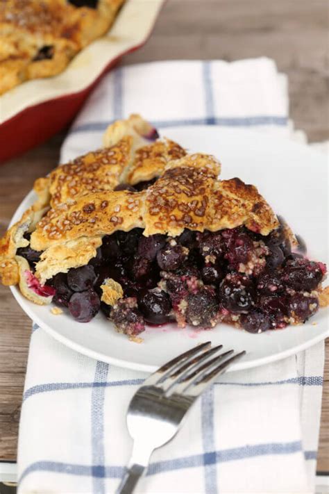 old-fashioned-blueberry-pie-recipe-it-is-a-keeper image