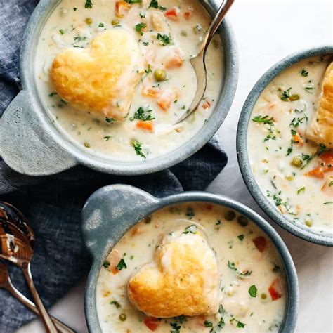 slow-cooker-chicken-pot-pie-soup-recipe-pinch-of-yum image