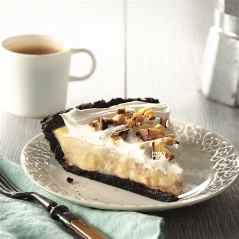 caramel-and-banana-cream-pie-recipe-chatelaine image