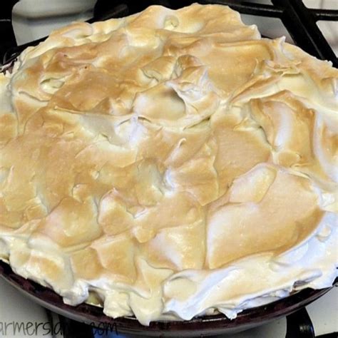 old-fashioned-chocolate-pie-recipe-from-my-great image
