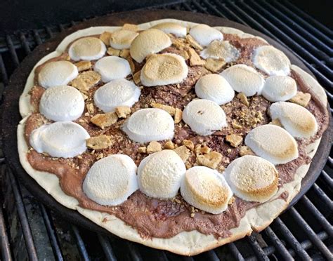 grilled-smores-pizza-bbq image