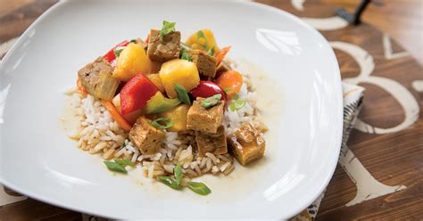 sweet-and-sour-tempeh-alive-magazine image