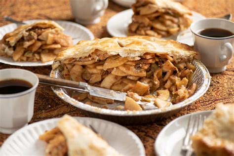 new-mexico-apple-pie-with-green-chile-and-pine-nuts image