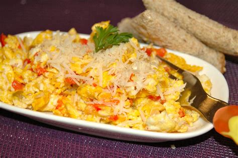 scrambled-eggs-onions-and-peppers-bites-for-foodies image