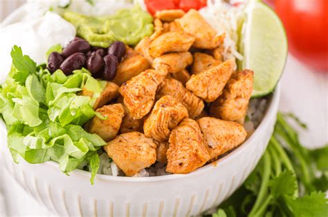 chipotle-chicken-bowl-copycat-chipotle-bowl-the image