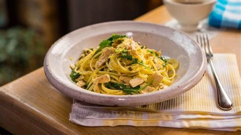 tuna-rocket-and-lemon-speedy-pasta-sauce image