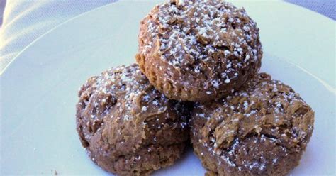 easy-pumpkin-muffins-recipe-eating-on-a-dime image