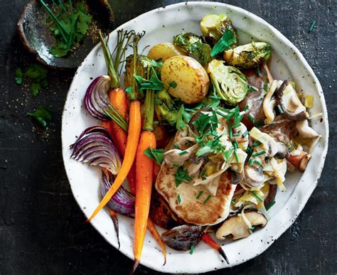 pan-fried-pork-with-mushroom-and-leek-sauce-healthy image