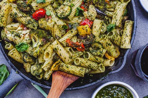 garlic-roasted-vegetable-pesto-pasta-olive-mango image