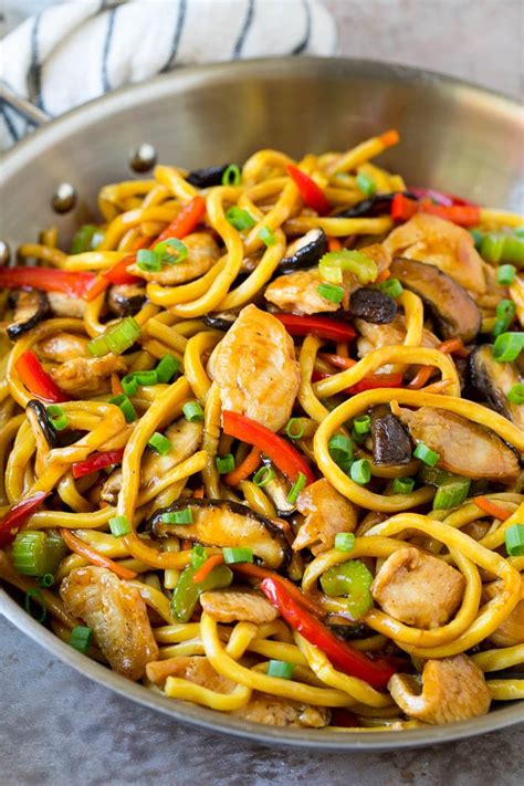stir-fry-noodles-with-chicken-dinner-at-the-zoo image