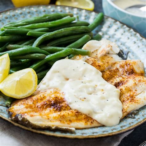 broiled-flounder-with-lemon-cream-sauce-spicy image