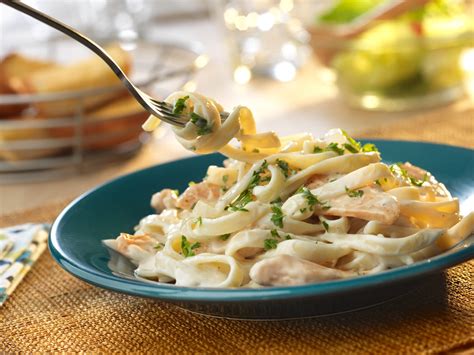 chicken-broccoli-alfredo-prego-pasta-sauces image