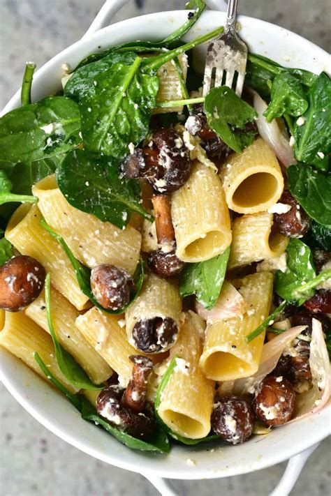 baked-feta-spinach-and-mushroom-pasta-alphafoodie image