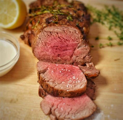 pepper-crusted-beef-tenderloin-with-creamy image