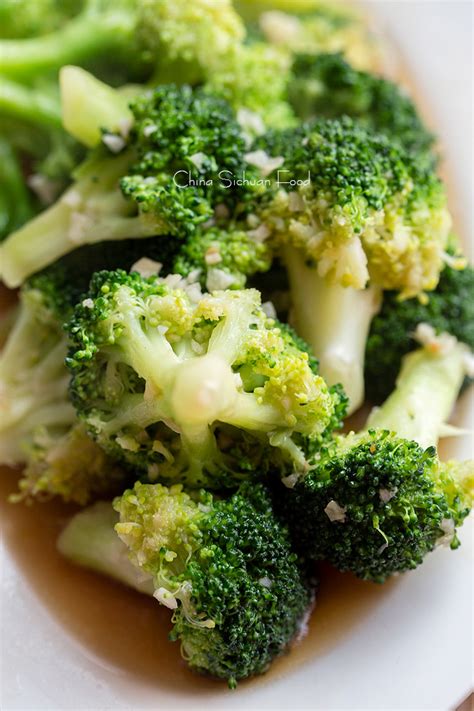 garlic-broccoli-stir-fry-china-sichuan-food image