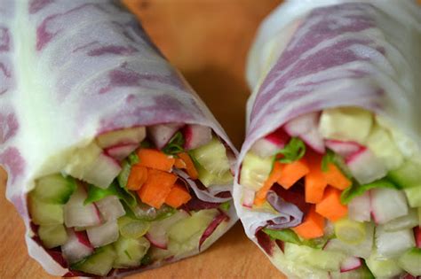 vietnamese-summer-rolls-with-spicy-peanut-dipping image
