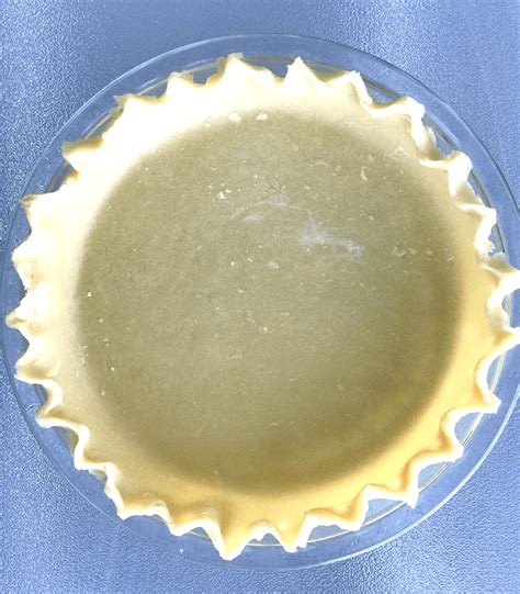 classic-crisco-pie-crust-recipe-flaky-cucinabyelena image