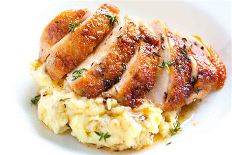 easy-pan-roasted-chicken-breasts-with-thyme image