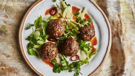 vegetarian-meatballs-with-soy-honey-glaze-recipe-bon image