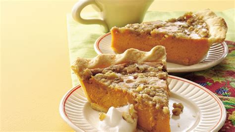 maple-walnut-pumpkin-pie-recipe-pillsburycom image