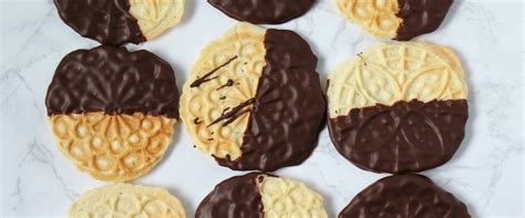 pizzelle-recipe-chocolate-dipped-besto-blog image