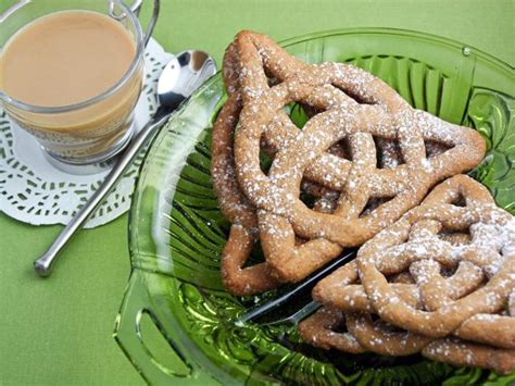 celtic-knot-cookies-recipe-hgtv image