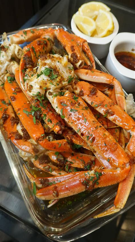 steamed-garlic-butter-crab-legs-theres-food-at image