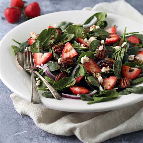 strawberry-spinach-salad-with-goat-cheese-paper-heart image