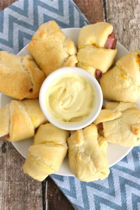 easy-ham-and-cheese-croissant-roll-ups-mama image