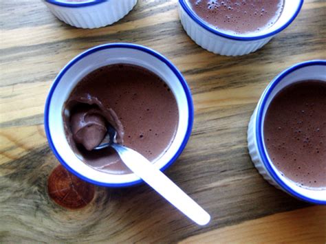 chocolate-coconut-pots-de-crme image