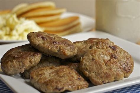turkey-breakfast-sausage-patties-recipe-easy image