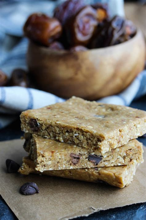 peanut-butter-chocolate-chip-no-bake-protein-bars image