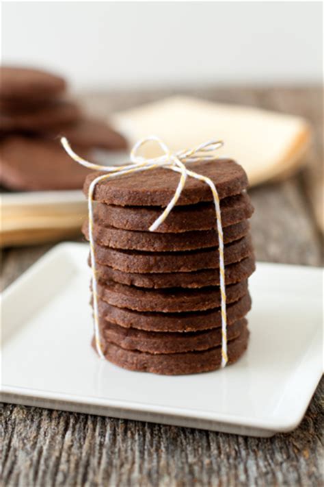 mocha-shortbread-sandwich-cookies-with-nutella image