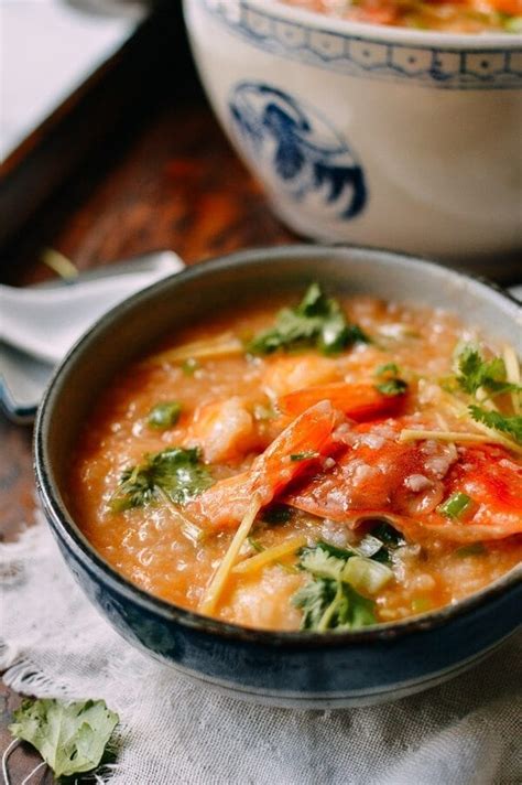 seafood-congee-海鲜粥-the-woks-of-life image