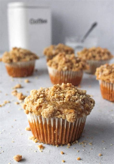 easy-coffee-cake-muffins-with-crumble-topping image