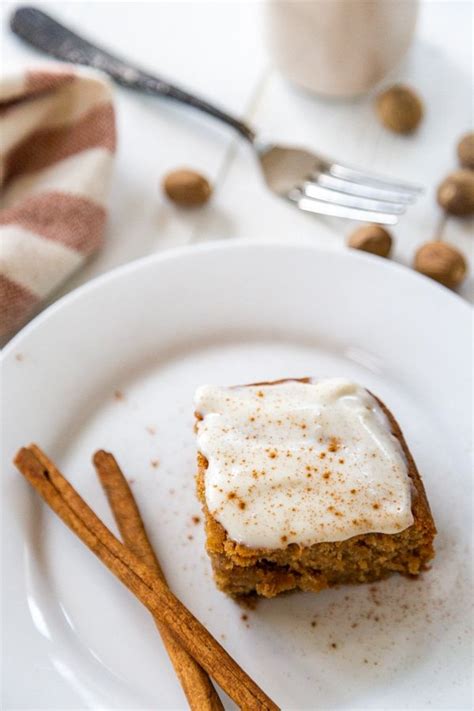 vegan-spice-cake-with-cream-cheese-frosting image