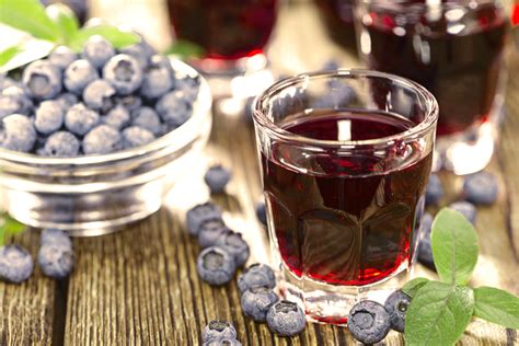 try-this-amazing-blueberry-wine-recipe-wine image