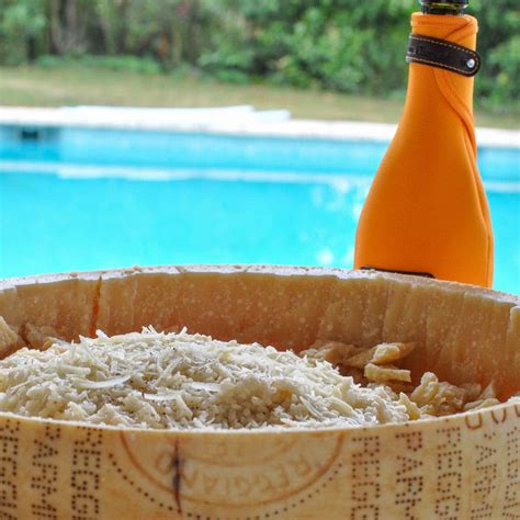 champagne-risotto-served-in-a-parmesan-wheel-your image
