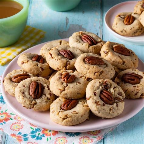 easy-pecan-sandies-recipe-how-to-make-pecan-sandies-cookies image