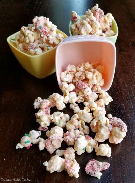 strawberries-and-cream-popcorn-cooking-with-carlee image